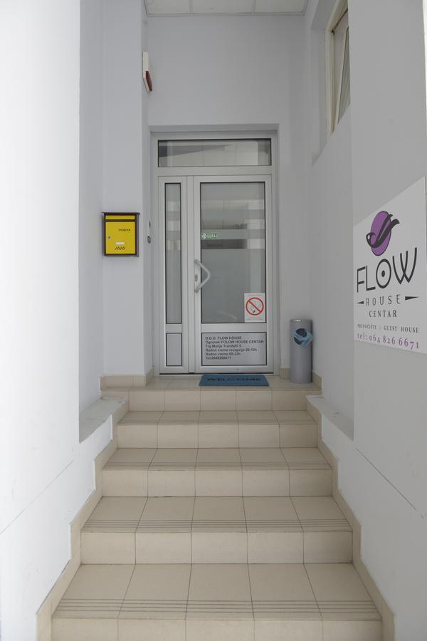 Hostel Flow House Centar Újvidék Kültér fotó